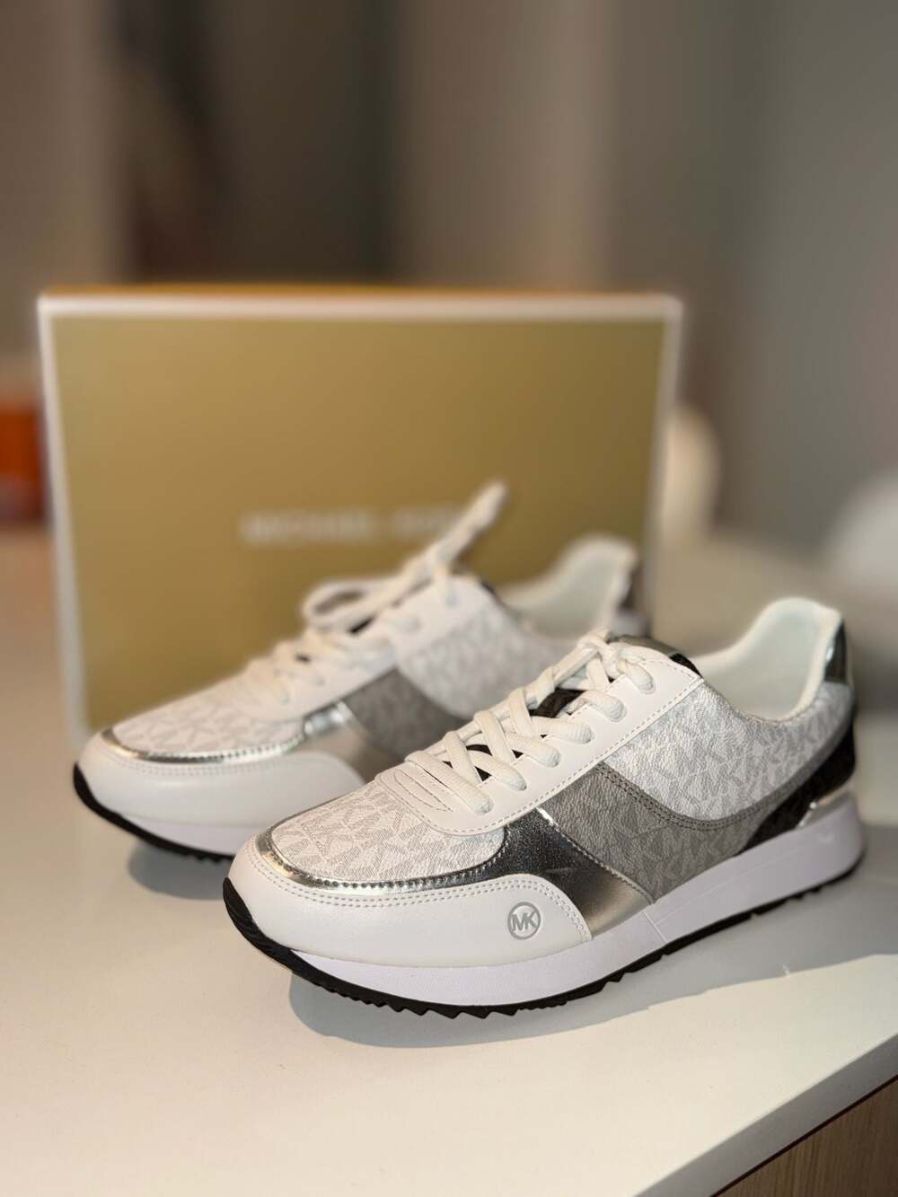 Michael Kors Andi Trainer Sneakers Bright White Multi Size 11M